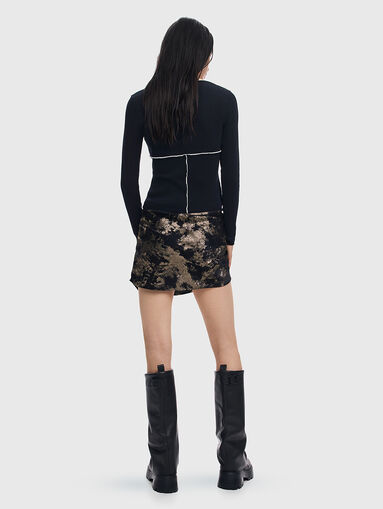 Stretch ribbed blouse with contrast stitching - 3