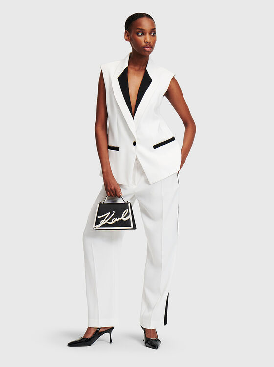 Бял елек с контрастни детайли - 2