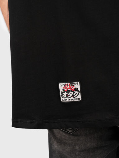 Round neck oversized T-shirt - 4