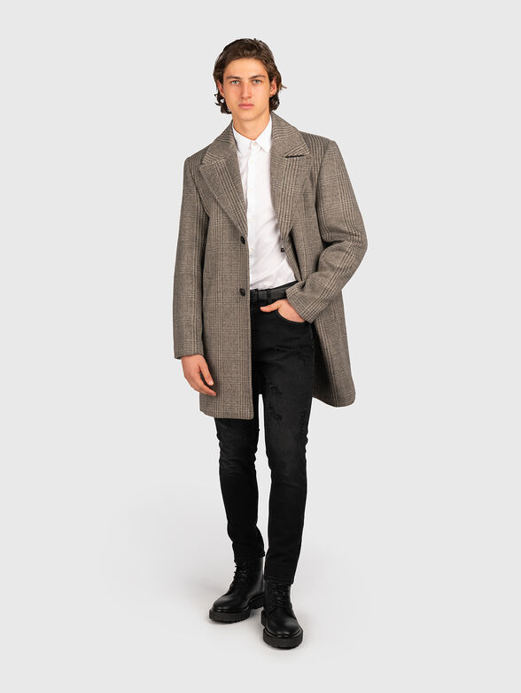 White shirt with logo detail - 2