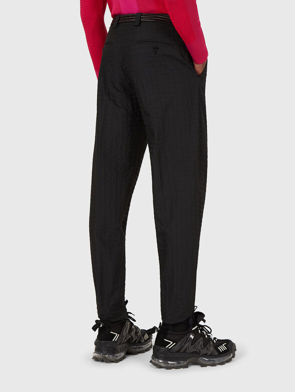 Trousers with cuffs and pockets - 2