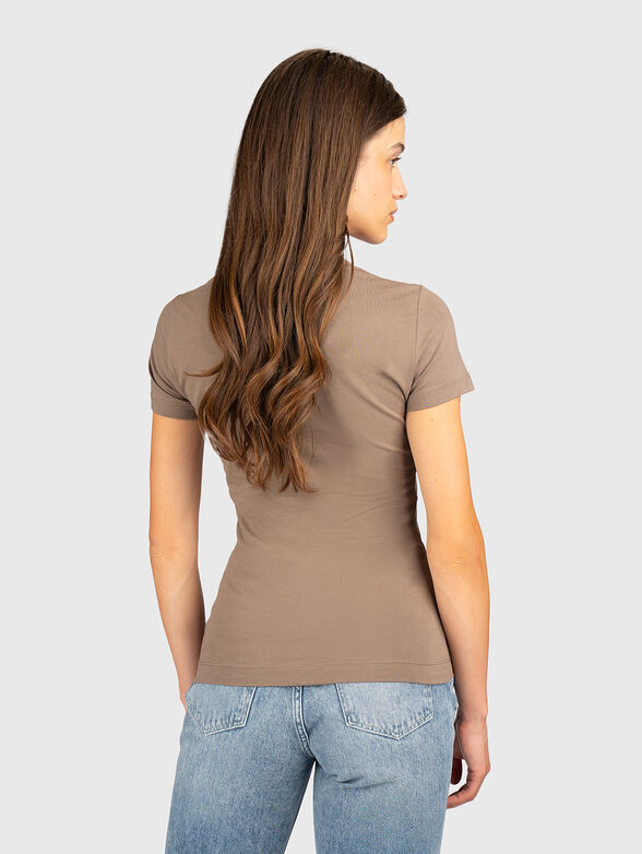 T-shirt with a triangular logo and rhinestones - 3