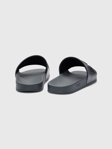 Slippers  with contrasting logo   - 4