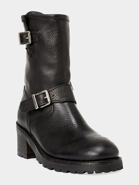 Leather boots with buckle straps - 2
