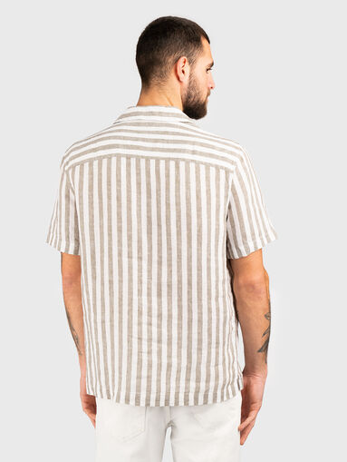 Linen shirt with short sleeves - 2