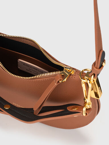 Leather bag with logo detail - 5