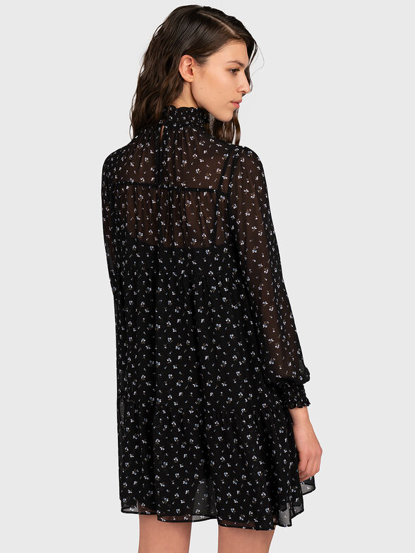 Dress with floral pattern - 2