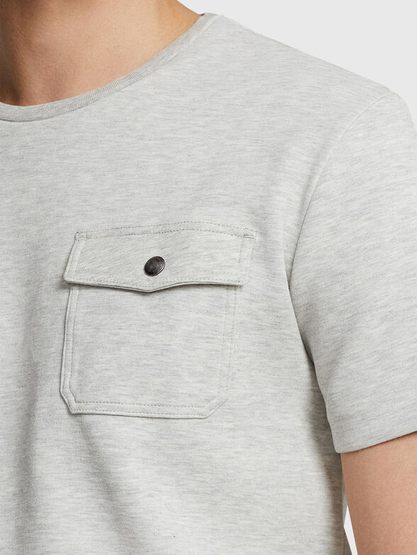 Grey T-shirt with pocket - 4