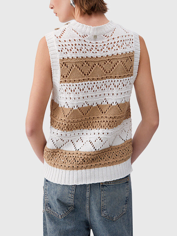 Sleeveless knitted sweater - 3