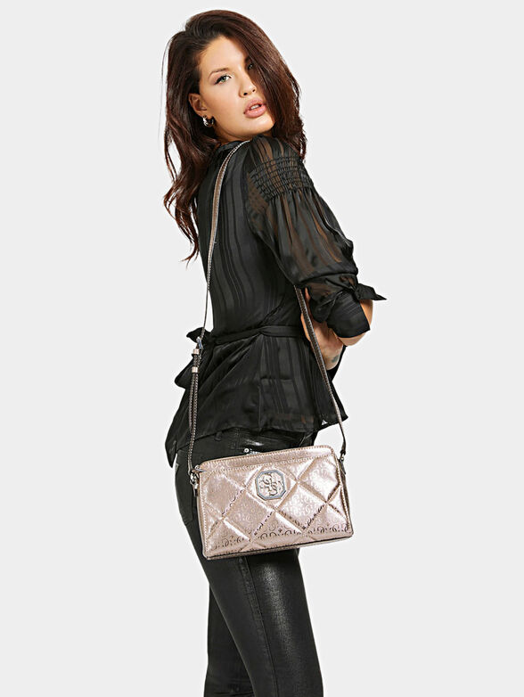 DILLA Crossbody - 2