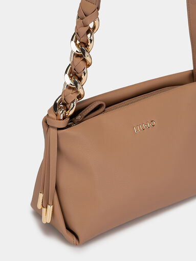 Crossbody bag with an accent chain on the strap - 5