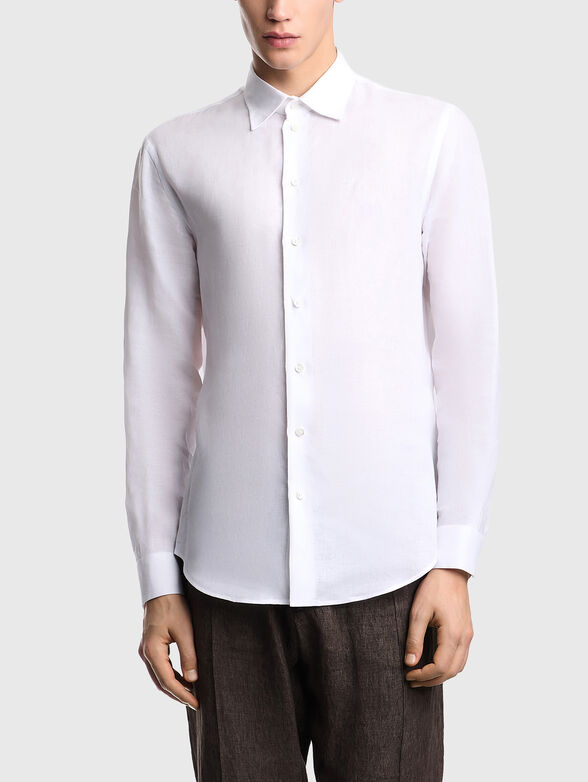 Long-sleeved linen shirt - 1