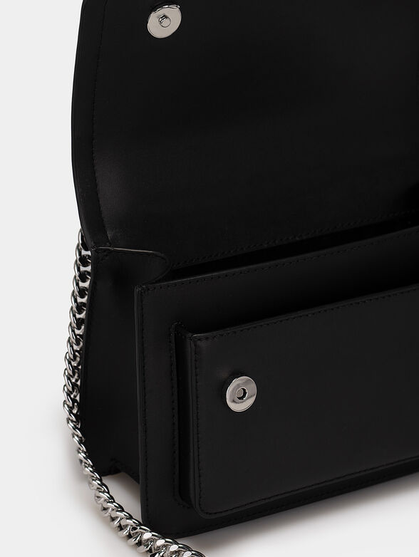 Black leather bag with logo accent - 6
