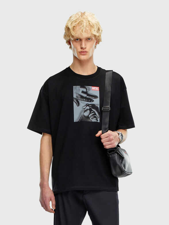 T-BOXT-K4 black cotton T-shirt with print - 1