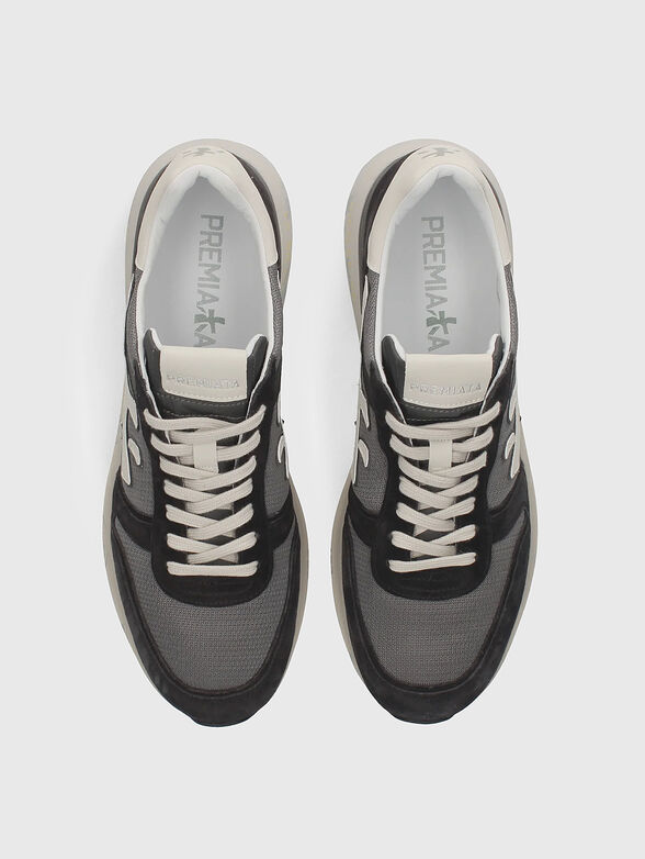 Sneakers with contrasting details - 6