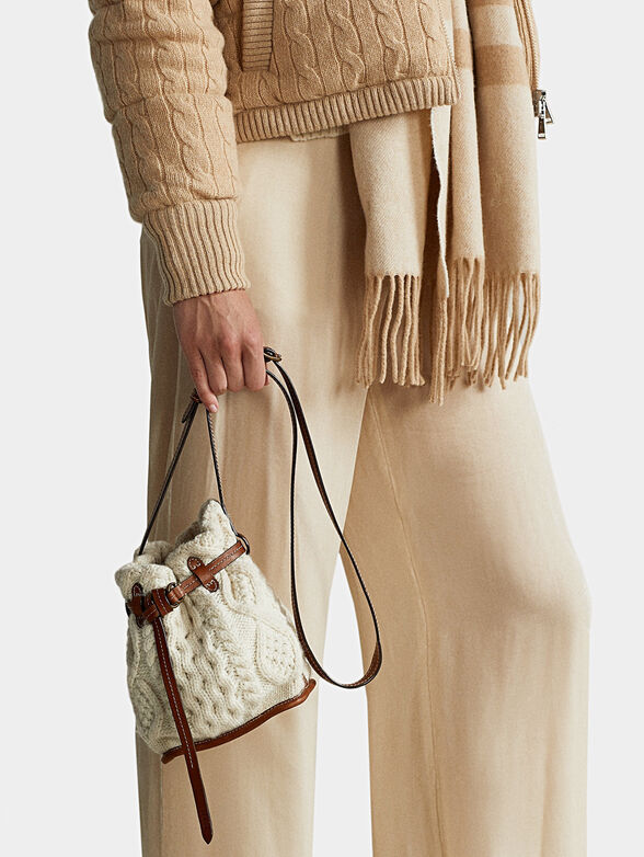 Knitted bag made of leather and wool - 2