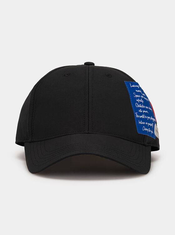 Унисекс шапка с козирка в черен цвят - 1