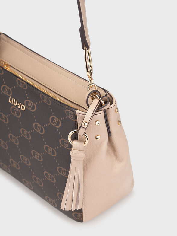 Crossbody bag with adjustable strap - 5