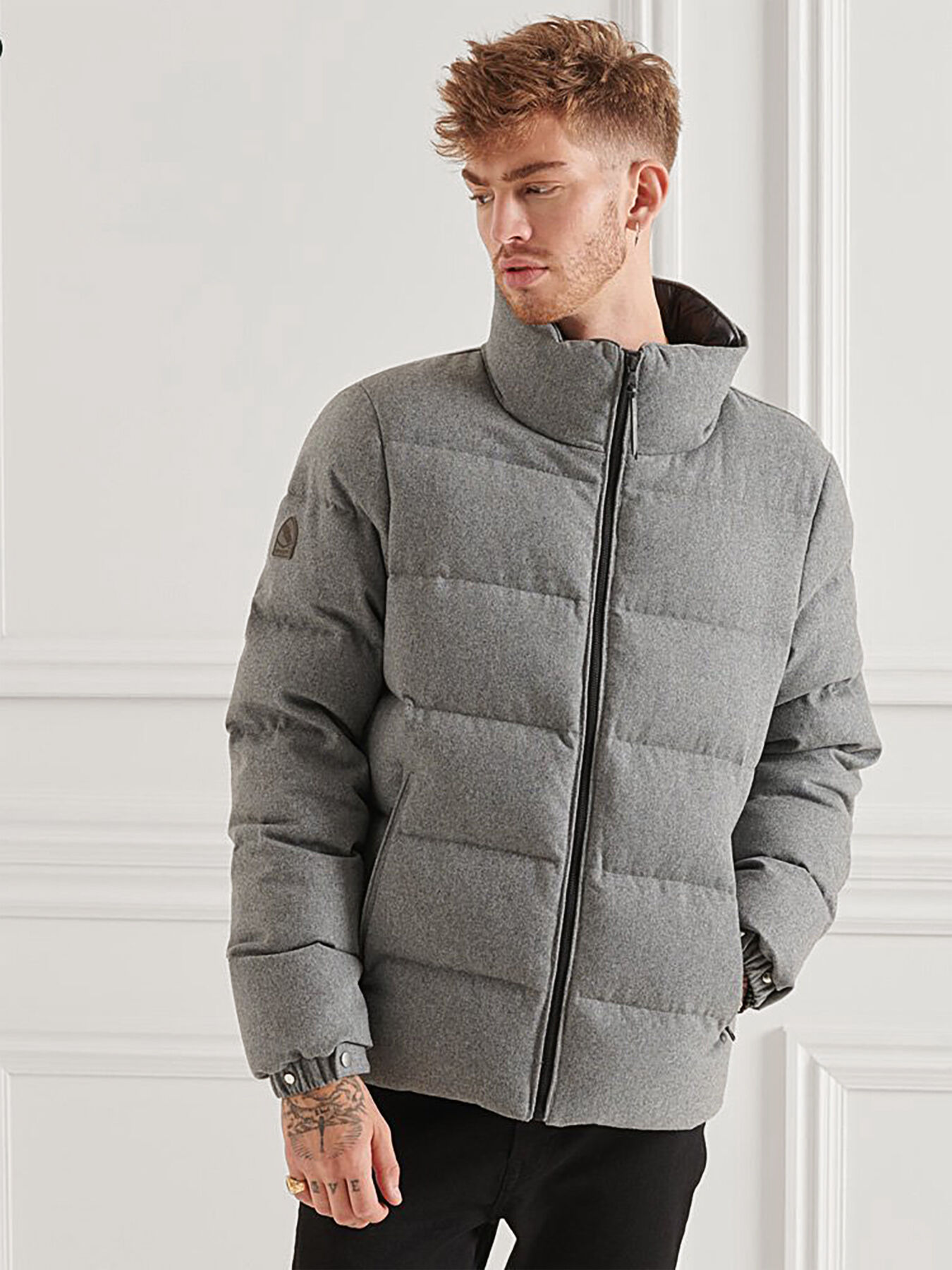 Down jacket with pockets brand SUPERDRY Globalbrandsstore en