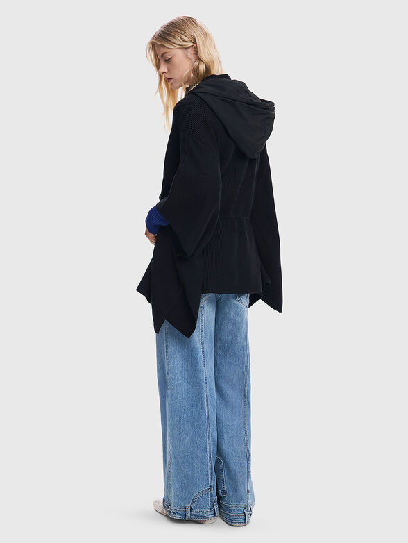 ALDAMA poncho with accent pockets - 3