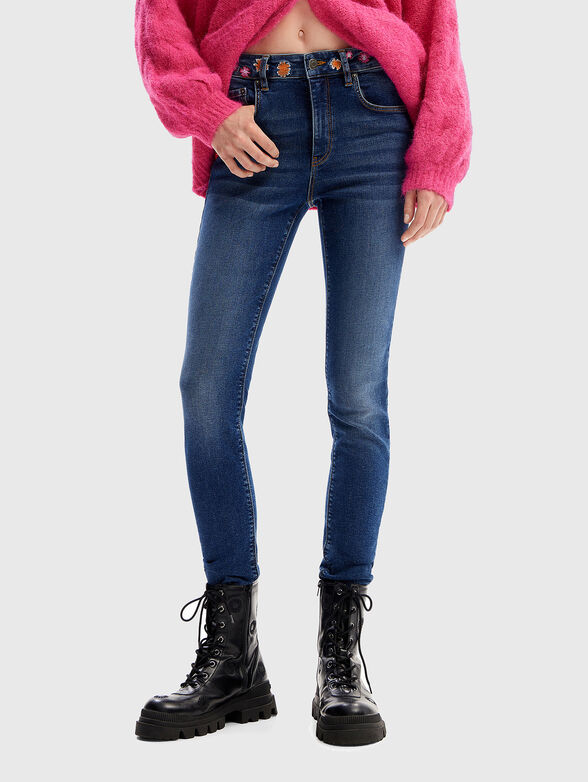 Slim jeans with floral embroidery - 1