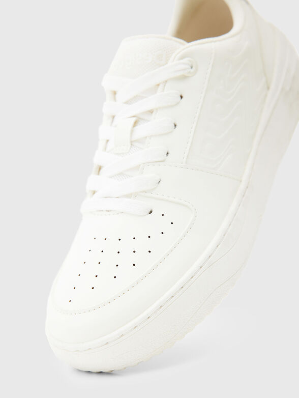 Orange sports shoes - 6