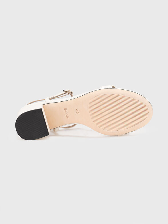 Leather heeled sandals - 5