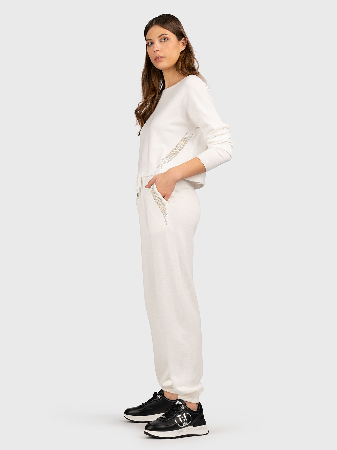 パンツ LIU JO Women Straight Pants WA5282 T2182 11111 WHITE Knit jogging pants with logo accent brand LIU JO