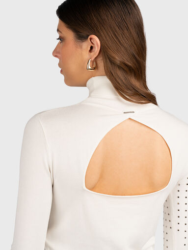 Black sweater with turtleneck and accent back - 4