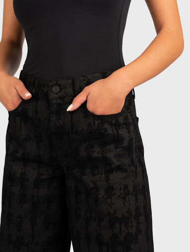 Wide leg jeans - 4