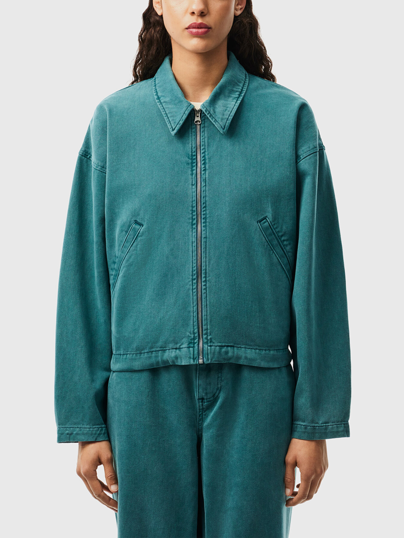 Red denim jacket with zip brand LACOSTE Globalbrandsstore en
