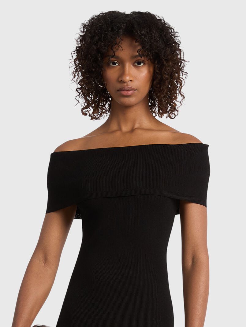 Stretchy off-the-shoulder dress - 3