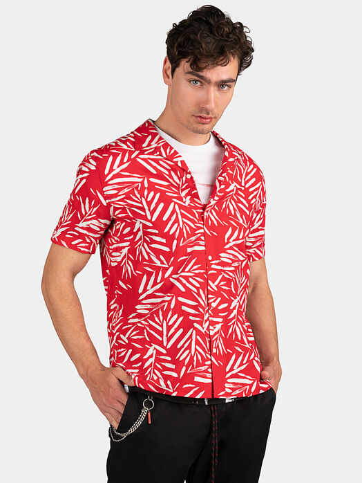 Shirt with short sleeve and print