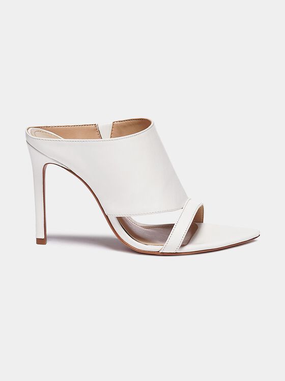 Сандали в бял цвят - 2