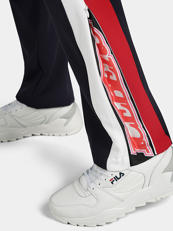 Track pants - 4