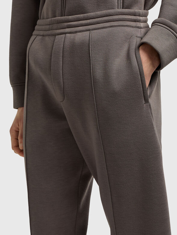 Slim trousers with elastic waist - 3