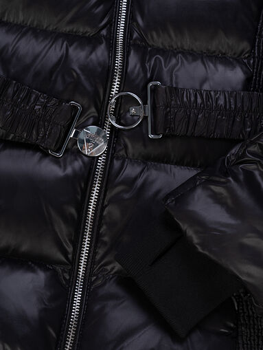 Padded jacket with belt and removable hood - 4