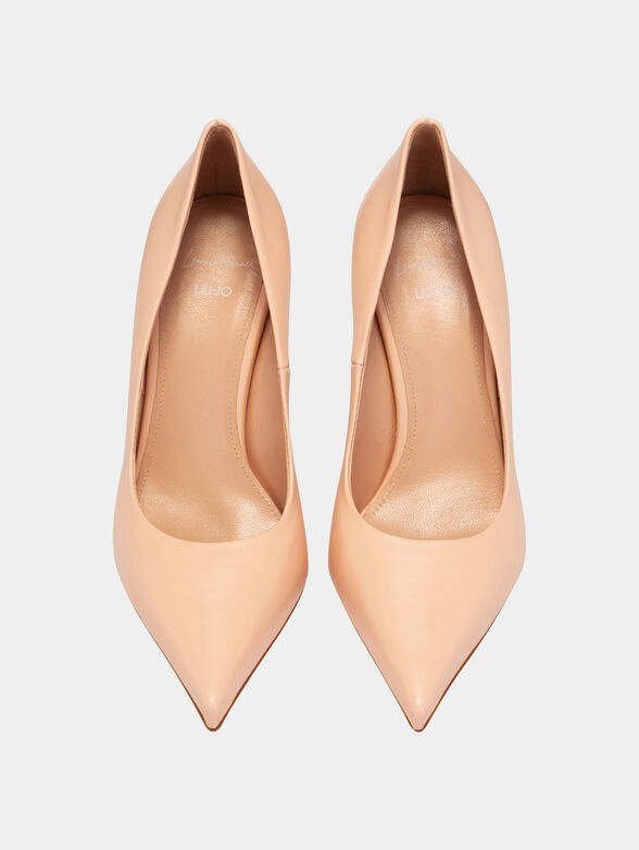 Heeled shoes in peach color - 6