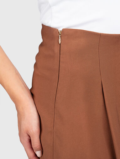 Shorts with accent ties - 4