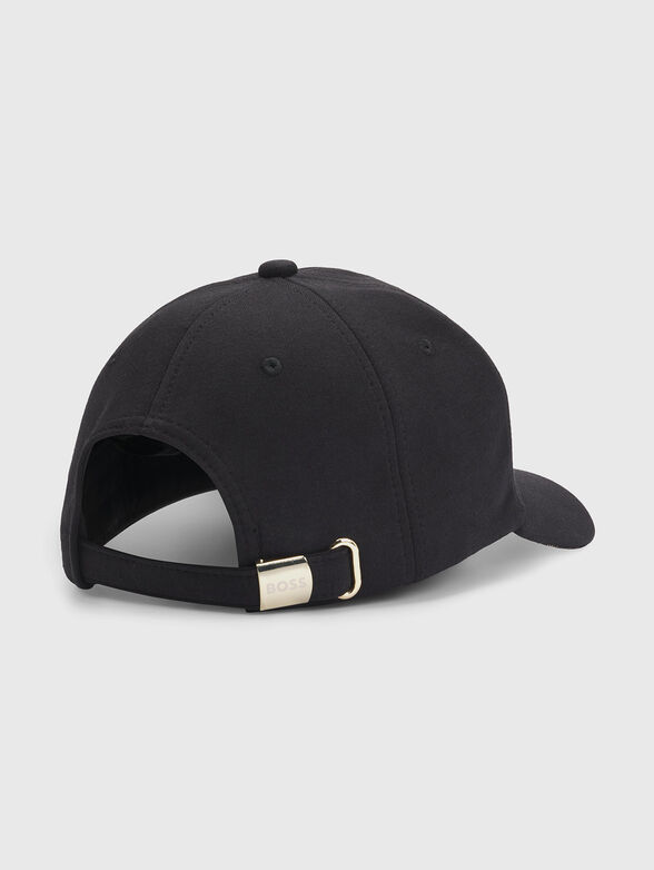 Baseball cap with logo - 3