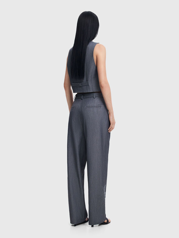 Grey vest with embroidery - 3