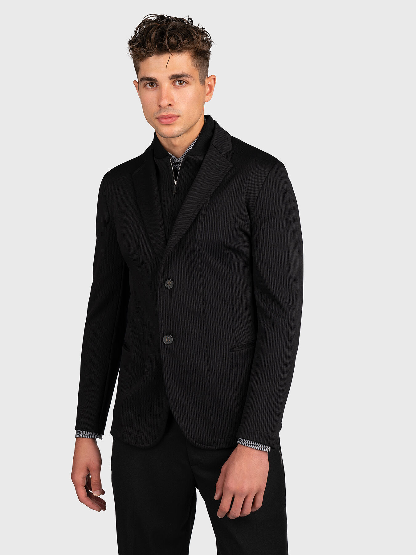 Black sports jacket brand EMPORIO ARMANI Globalbrandsstore en
