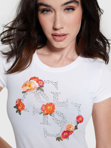 Black T-shirt with floral embroidery  - 4