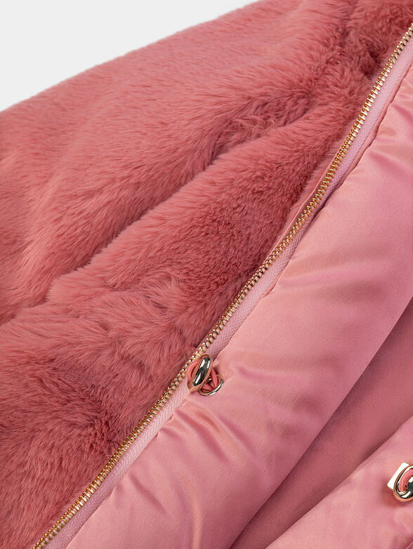Jacket with a hood - 4