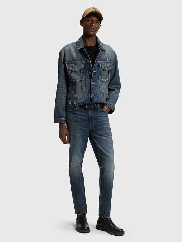 Slim jeans with worn effect - 4
