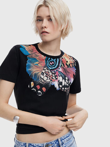 T-shirt with print and rhinestones - 3