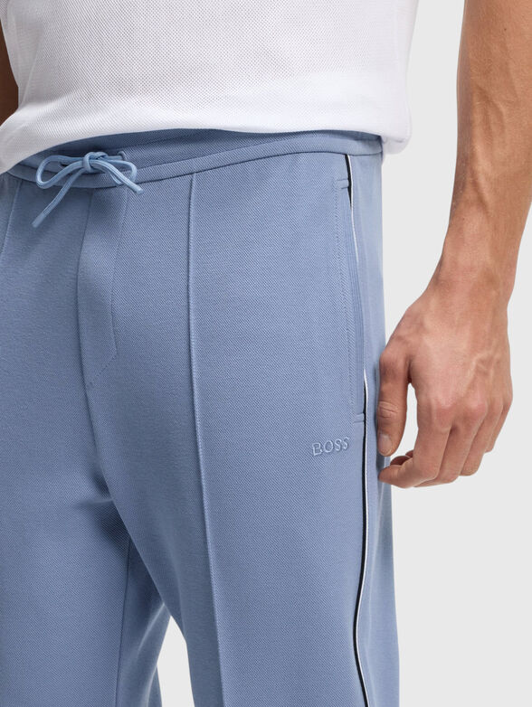 Cotton blend pants with contrasting trim - 3