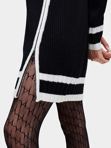 Knitted dress with turtleneck and zip - 4