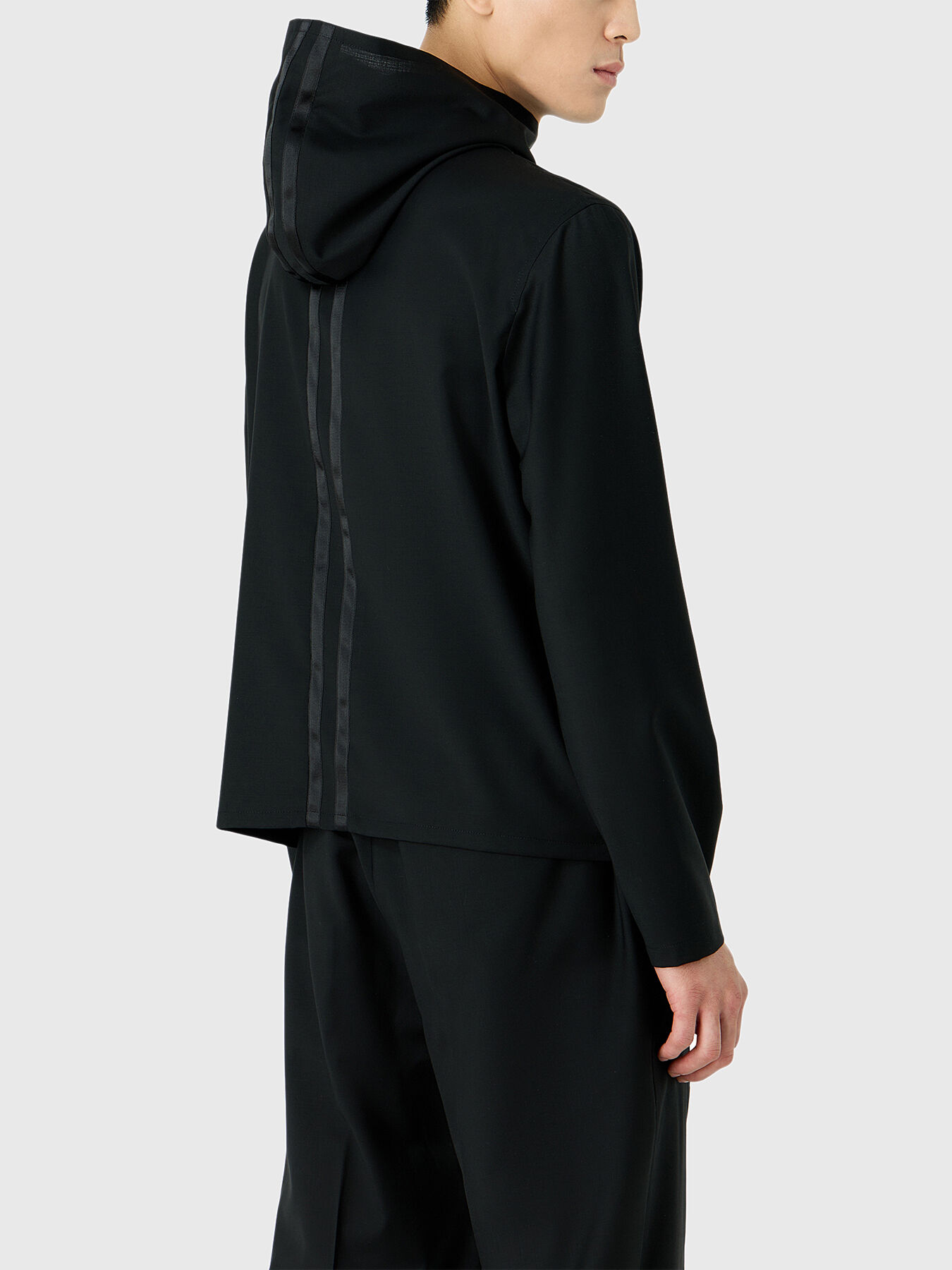 EMPORIO ARMANI EW000638AF12646UC001 関税送料込 emporio armani white blouse - Black Sneakers with logo