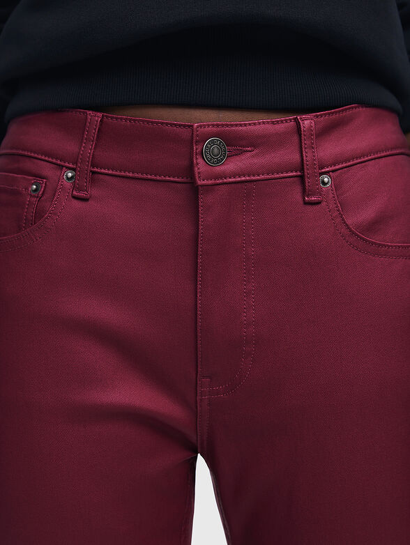 Jeans in burgundy colour - 4